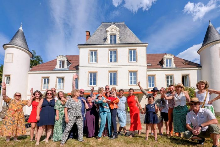 Photo de famille au Domaine des Eveils